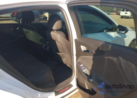 2018 Chevrolet Malibu Lt from USA, damaged, VIN 1G1ZD5ST8JF277048